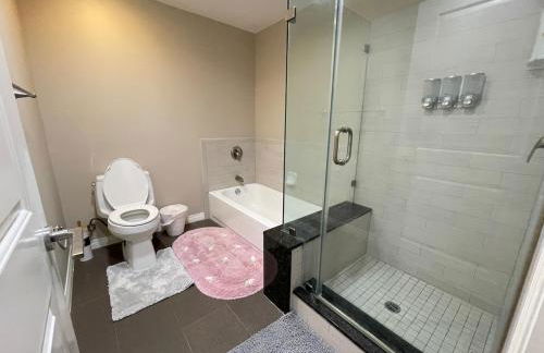 Spacious 2 Bed, 2-Bath Apartment in Monterey Park - Foto 20