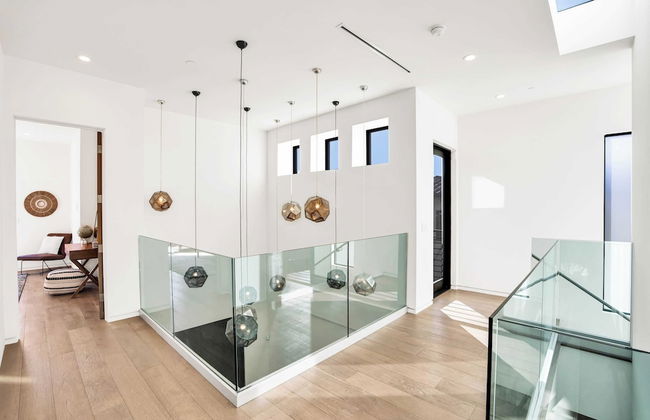 LA Villa by Avantstay Walk to The Grove LA - Photo 32