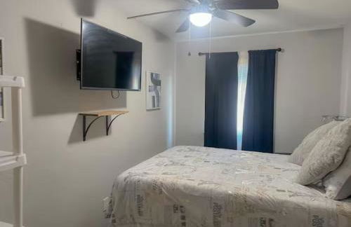 Cozy 2BR By Norfolk Base & Beach - Foto 12