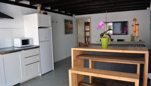 Apartamento Las Palmeras Nazaret - Foto 4, stove, toaster, minibar