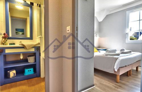 LocaLise - Maison E2 au Guilvinec - A 20m de la mer avec jardin et piscine - Tout à pied, plage, port, centre commerces, marché - Wifi inclus - Vue mer de la chambre - Animaux bienvenus - Linge de lit inclus - Foto 18