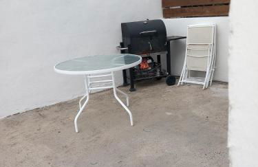 Petite maison avec jardin privé - Photo 7