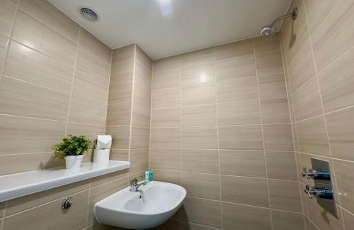 Monarchs Quay Arena Apartments by Happy Days - Foto 78