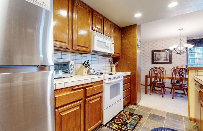 Walk to Mammoth Ski Lifts at Canyon Lodge Condo - Foto 9