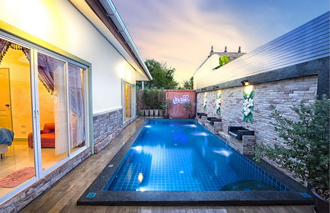 Baan Jing Jai HuaHin Pool Villa - Foto 1