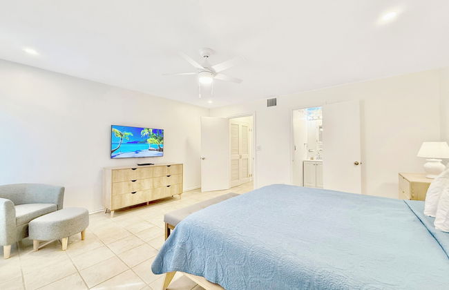 Crystal Cove Beachfront Pool Tennis - Photo 4