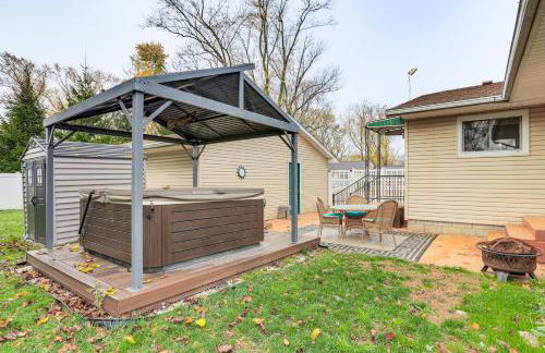 Walk to Sandusky Bay Home with Hot Tub and Fire Pit! - Foto 21