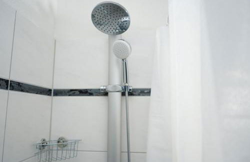 unique - 3 Zimmer - Loggia - Küche - Waschmaschine - Foto 15