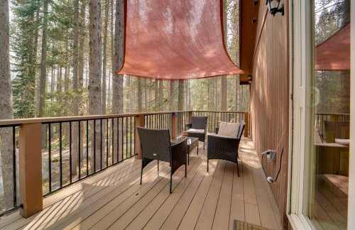 Near Donner Lake and Skiing Soda Springs Cabin! - Foto 16