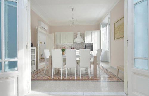 Interno 5 elegante residenza per 10 pax vicina a Colosseo e Santa Maria Maggiore - Foto 13