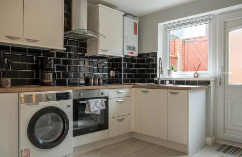 Wonderful Townhouse with BBQ Backyard - Foto 19