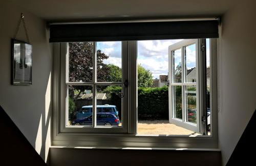 STABLES Stylish comfortable peaceful cottage with parking and outdoor space - Photo 10