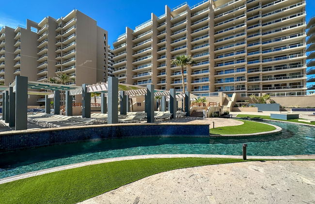 Beach Bliss Retreat 2BR Beachfront Condo - Foto 57