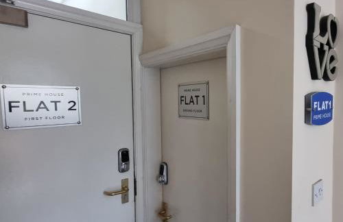 Spacious Apartment Near Rochdale Centre Train Tram Bus Free Parking Fast Wi-Fi - Foto 18