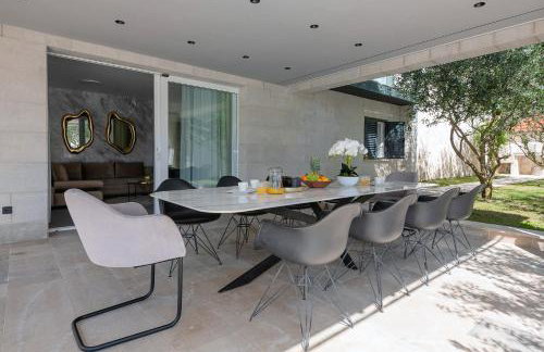 Luxury Lake-View Villa Karmen with Heated Pool, Private Spa & Sunset Terrace - Foto 36