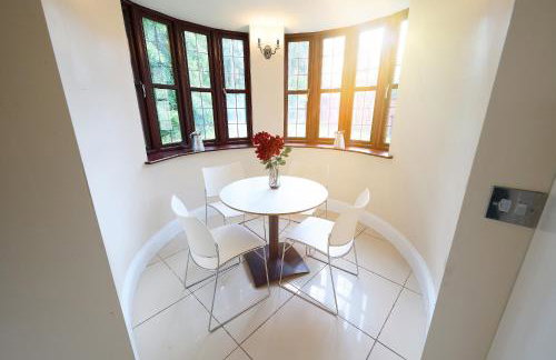 Spacious 7BR Home, Families & Contractors, Hot Tub - Foto 45