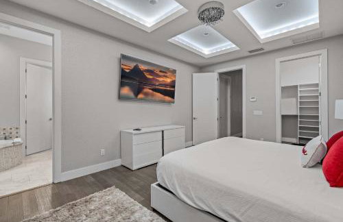 Luxury 6BR Villa w Pool & Cinema 4mi to Disney - Foto 51