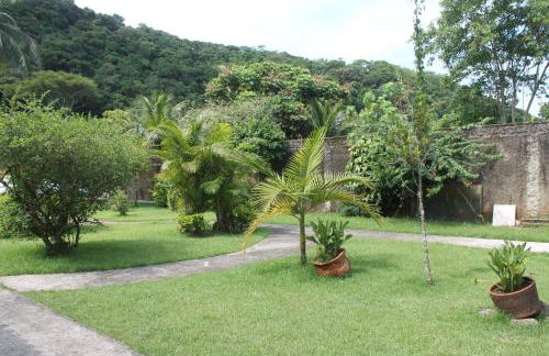 O Melhor Chalé da Praia do Guaiúba, com Churrasqueira e Piscina Gigante - Foto 14