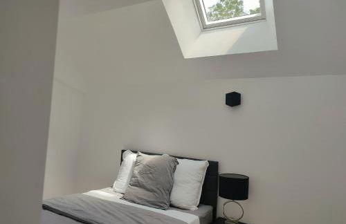 Maison neuve et contemporaine, alliant modernité et situation stratégique à 12km de Paris et 8km de Versailles - Photo 25