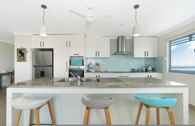 Pinnacle Penthouse Escape Panoramic Views Pool - Photo 31