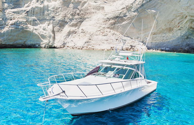 Balade en bateau le long des plages de Rhodes - Photo 1