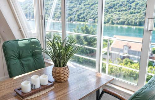 large & spacious apartment with fantastic views - Foto 3