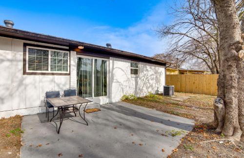 4 Mi to Joe Pool Lake! Cedar Hill Family Haven - Foto 22