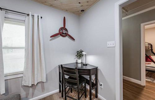 Aviation Haven 5 Mins to RIC, Ready for Takeoff! - Foto 11