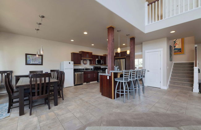 6BR 5 King Beds EV 10min Downtown - Foto 34