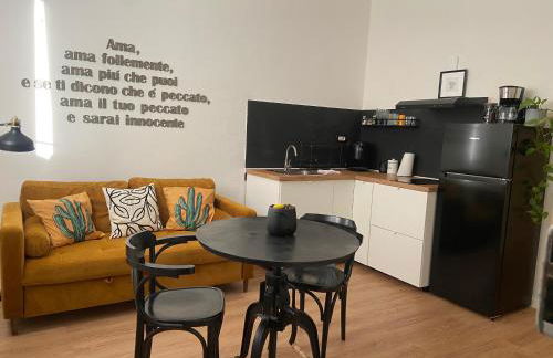 AMA HOMe, appartamento in centro con terrazza - Foto 6