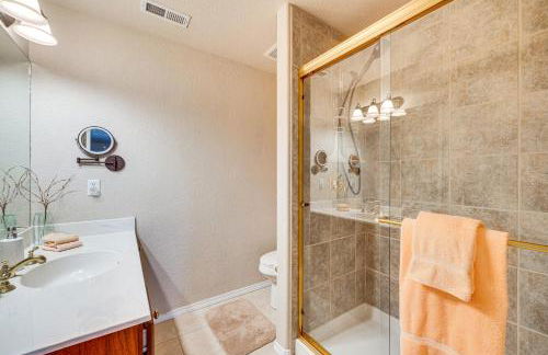 Large Colorado Springs Home with View of Pikes Peak! - Foto 23