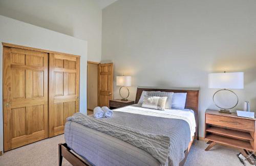 Spacious Evergreen Home with Picturesque Views - Foto 25