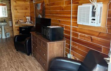 Biker-Friendly Cabin, Pets Welcome, Near River - Foto 7