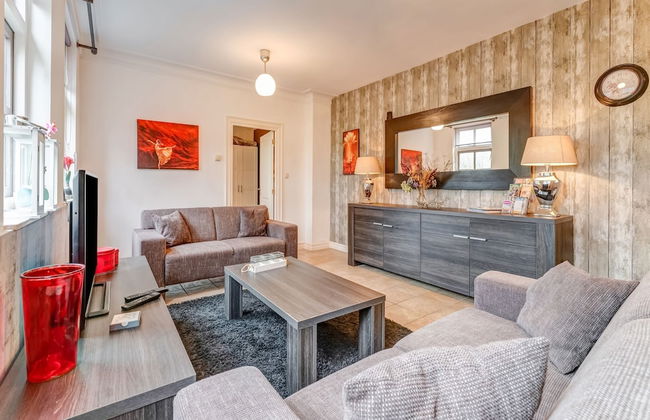 Atmospheric Apartment Near the Beach - Foto 15