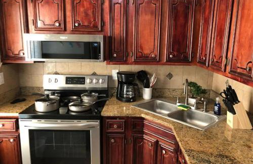 The Rustic @ Paseo de Encinal Drive - Foto 12