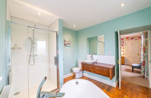 Stags View with Hot Tub - Foto 23