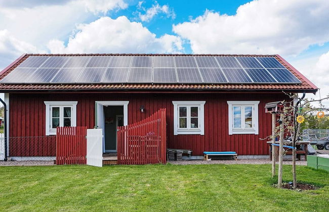 2 Person Holiday Home in Rimforsa - Foto 1