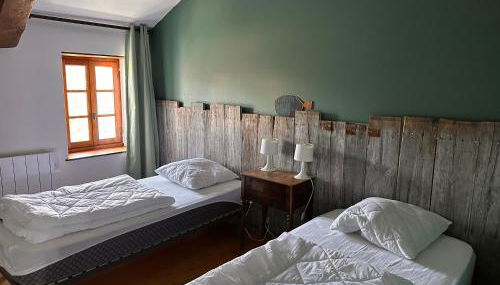 Une maraîchine en bord de conche avec barque sans linge de maison - Foto 3