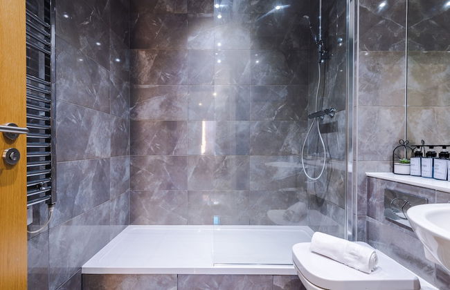 Remarkable 2-bed Apartment in Birmingham - Foto 27