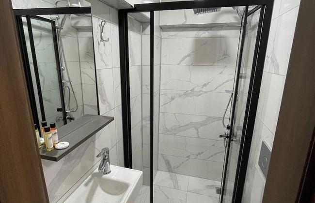 Royalova Hotel - Photo 19