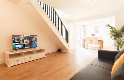 Colindale Garden with 2 parking spaces - Foto 10