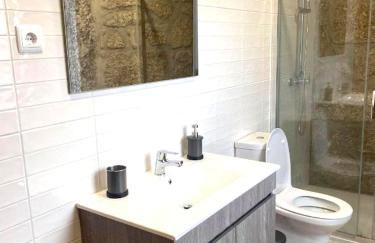 Charming Villa with Pool and Jacuzzi - Terras de Bouro - Foto 24