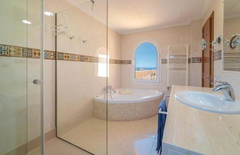 Nice Home In Sa Torre - Foto 38