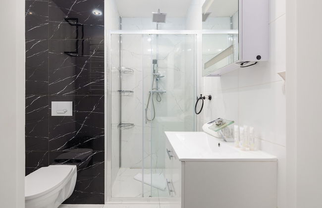 Beach Wave Apartment by Renters Prestige - Photo 27