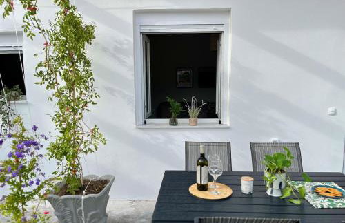 Relax under the mulberry tree - Foto 49