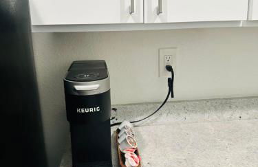 Trendy Midtown Apartment - Foto 15