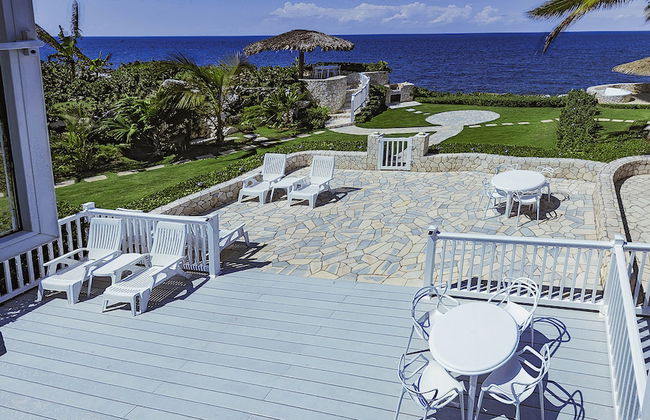 Stunning Ocean View - Photo 29