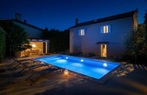 Villa Vin - Pool, ruhig, strandnah, Klimaanlage, Außenküche, Meeresnähe, Gästebetreuer - Foto 37