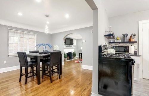 Comfy Modern and Cozy Queen Beds Free Parking - Foto 5