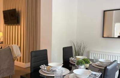 Spacious Bungalow in St Helens, 1-Min Drive to Carr Mill Bridge - Foto 70